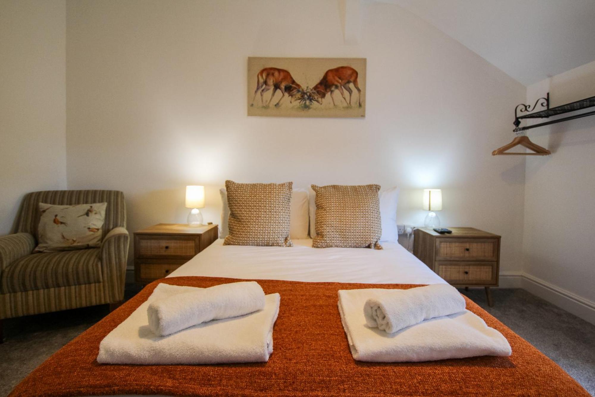 Fairways View - Spacious Apartment - Sleeps 6 - Lovely Views - By Rework Accommodation Hoylake Ngoại thất bức ảnh